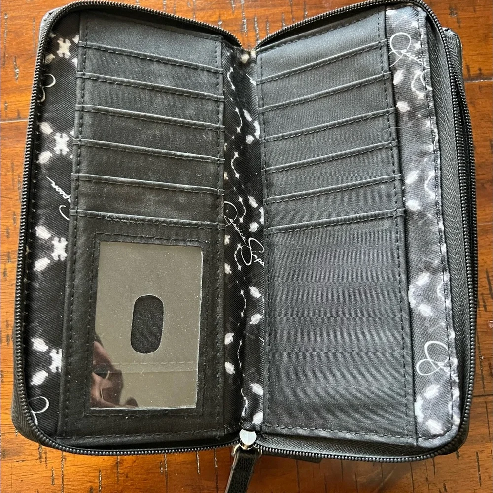 Jessica Simpson Wallet - Picture 3 of 5